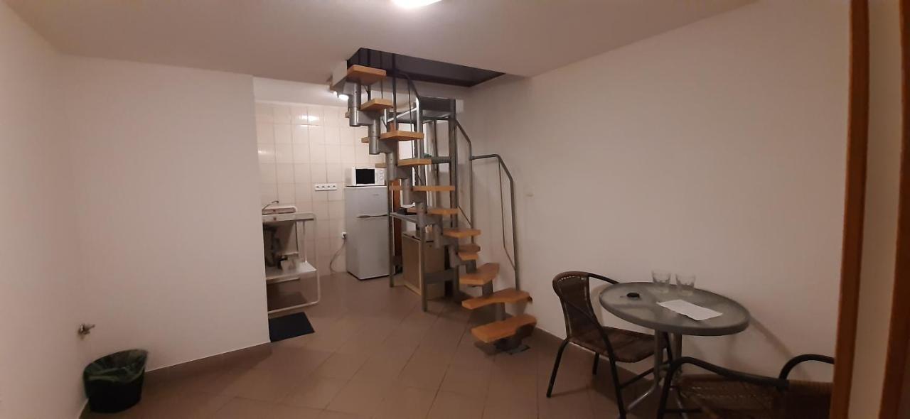 布达佩斯Apartman Vorosmarty公寓 外观 照片